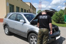 Pogranicznicy odzyskali kolejne kradzione auto