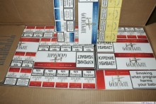 Wiozła 1100 paczek nielegalnych papierosów
