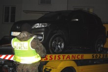 Uciekał kradzioną toyotą