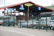 Czasowo wstrzymana odprawa na przejściu granicznym w Bezledach