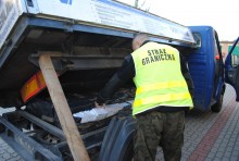 Powiat suwalski. Papierosy w specjalnej skrytce