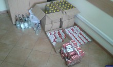 75 litrów nielegalnego alkoholu i papierosy bez akcyzy 