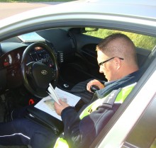 Olecko. Jechał „slalomem” z włączonym kierunkowskazem i spowodował kolizję