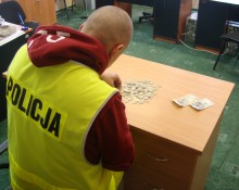 Okradli lokal z automatami do gier. Krótko cieszyli się łupem