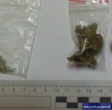 Olecko. W samochodzie mieli marihuanę i amfetaminę