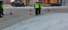 Olecko. Kobieta zginęła pod kołami, policja apeluje do świadków zdarzenia
