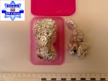 Olecko. Dwóch z narkotykami 