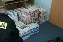 Prawie 3 tys. paczek papierosów w mieszkaniu 73-letniej suwalczanki