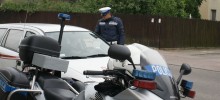 Prawie 240 kontroli, wypadek i wyprzedzające ciężarówki. Suwalscy policjanci podsumowali weekend
