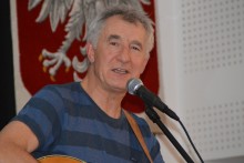 Raczki. Tomasz Szwed w dwóch odsłonach