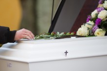 Kto może otrzymać zasiłek pogrzebowy?