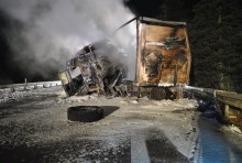 Kierowca opla zjechał na przeciwległy pas ruchu. Policja o wypadku w Cisewie [zdjęcia]