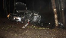 Tragiczny wypadek w gminie Wieliczki. Nie żyją dwaj młodzi mężczyźni