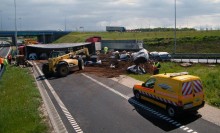 Tir przewrócił się na obwodnicy Augustowa