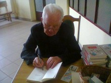 Ks. Antoni Gabrel - Poeta w piaskownicy 