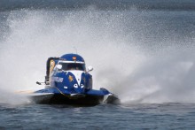 Motorowodny mistrz świata startuje na jez. Necko