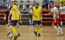 Mikołajkowy Turniej. Radosław Majdan i aktorzy, czy team Dziekanowskiego?