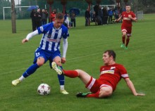 Okręgowa piłka. Wszyscy szukają punktów