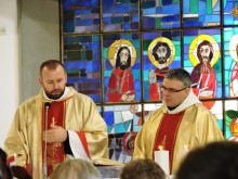 Ksiądz Grzyb w Suwałkach: Co trzy minuty ginie chrześcijanin 