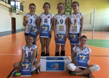 Siatkarki UKS Jedynka Sejny mistrzyniami województwa