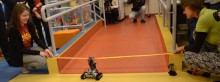 Robot otworzył biblioteczne Midi Centrum. Nie ma tam żadnej książki [zdjęcia]
