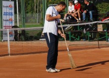 2tenis-oil032.jpg