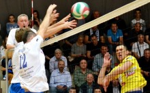 Warta – Ślepsk z dwóch stron siatki