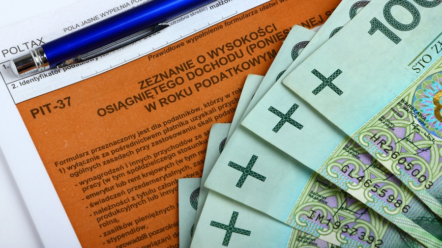 Podatek Pewnego Obywatela Obliczony Według Stawki 18 Wyniósł 2700 Zwiększenie kwoty wolnej od podatku. Zyskają także przedsiębiorcy i
