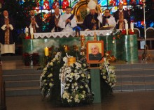 Pogrzeb ks. Romanowicza. Spoczywaj w pokoju „Kronikarzu czasu wojny” [zdjęcia]