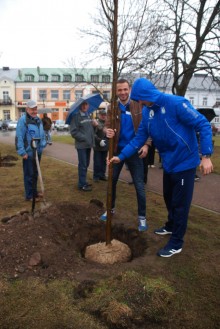 sadzenie-drzewek001.jpg