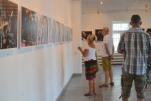 Blues w kadrze uchwycony. Wystawa w Galerii Sztuki Współczesnej Chłodna 20 [zdjęcia]