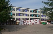 Od lamperii po termomodernizacje. Szkoły „stroją się