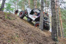 Po bagnach i rowach. Ponad 20 ekip na Szelment OFFRoad 2016 [zdjęcia]