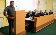 Dyskusja na sesji sejmiku. Połączenie PKS-ów