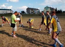 A-klasa. Polonia gra o pierwsze zwycięstwo, Rospuda o ... fotel lidera