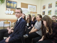 Policjanci, celnicy i uczniowie II LO. Rozmawiali o korupcji  