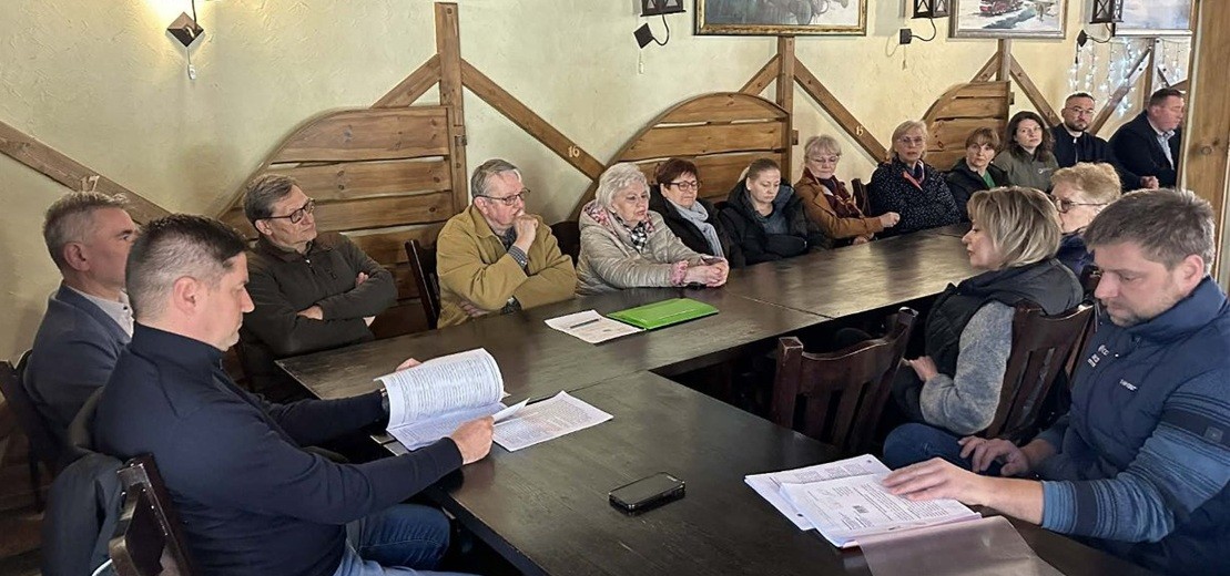 Przeciwnicy blokowiska w Płocicznie-Tartak zebrali pieniądze na ekspertyzę, zainteresowali posłów