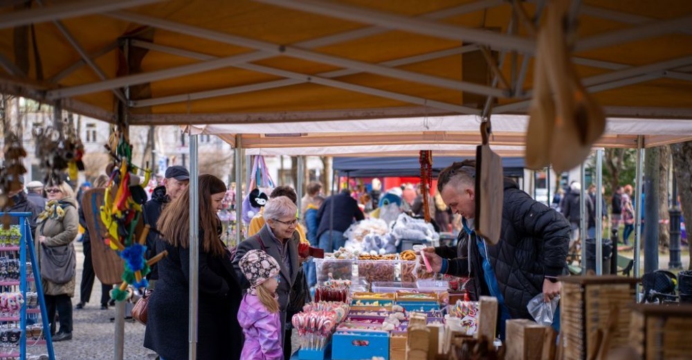 Z pomocą Mikołajkowi. Festyn Rodzinny Powitanie Wiosny w Suwałkach [wideo, zdjęcia] 