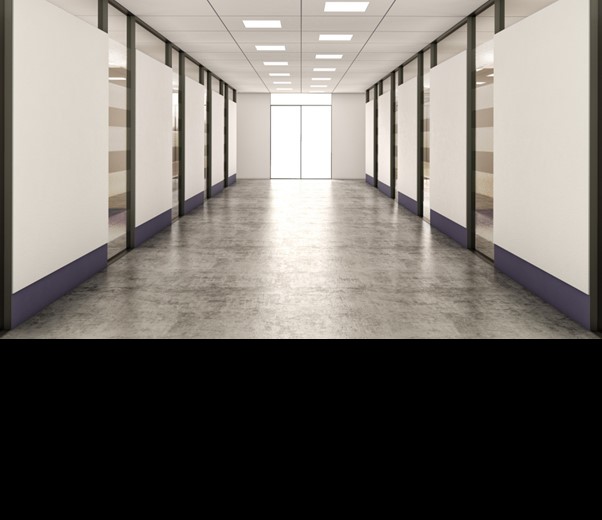 Właściwości posadzek po konserwacji - jak zachować klasę R9-R13 w obiektach komercyjnych