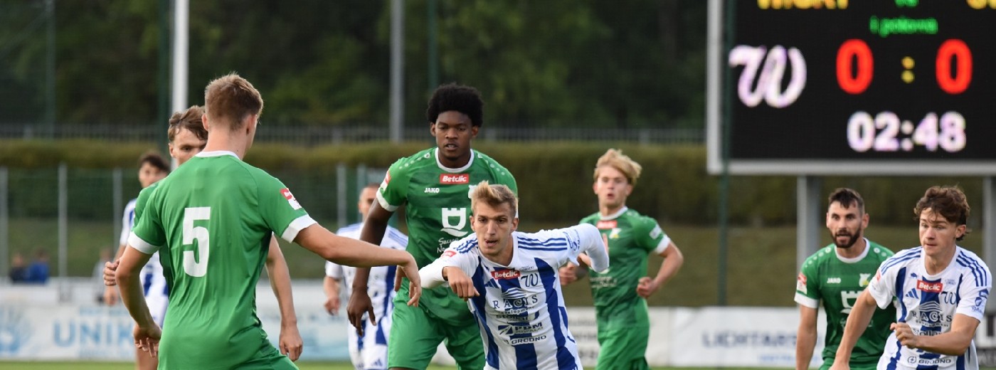 Wigry Suwałki – Świt Nowy Dwór Mazowiecki 0:0. Tylko i aż punkt [opinie, wideo, zdjęcia]